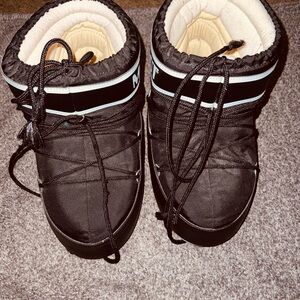 Stylish Black Ankle Boots